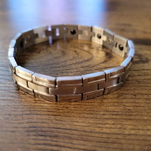 Mens Stainless Steel Magnetic Therapy Link Bracelet - Picture 2 of 8